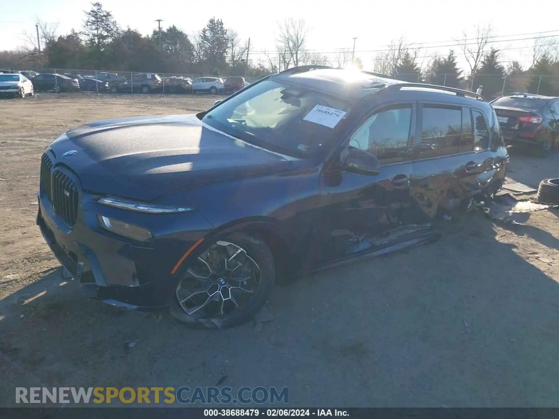 2 Photograph of a damaged car 5UX33EM00R9T18784 BMW X7 2024
