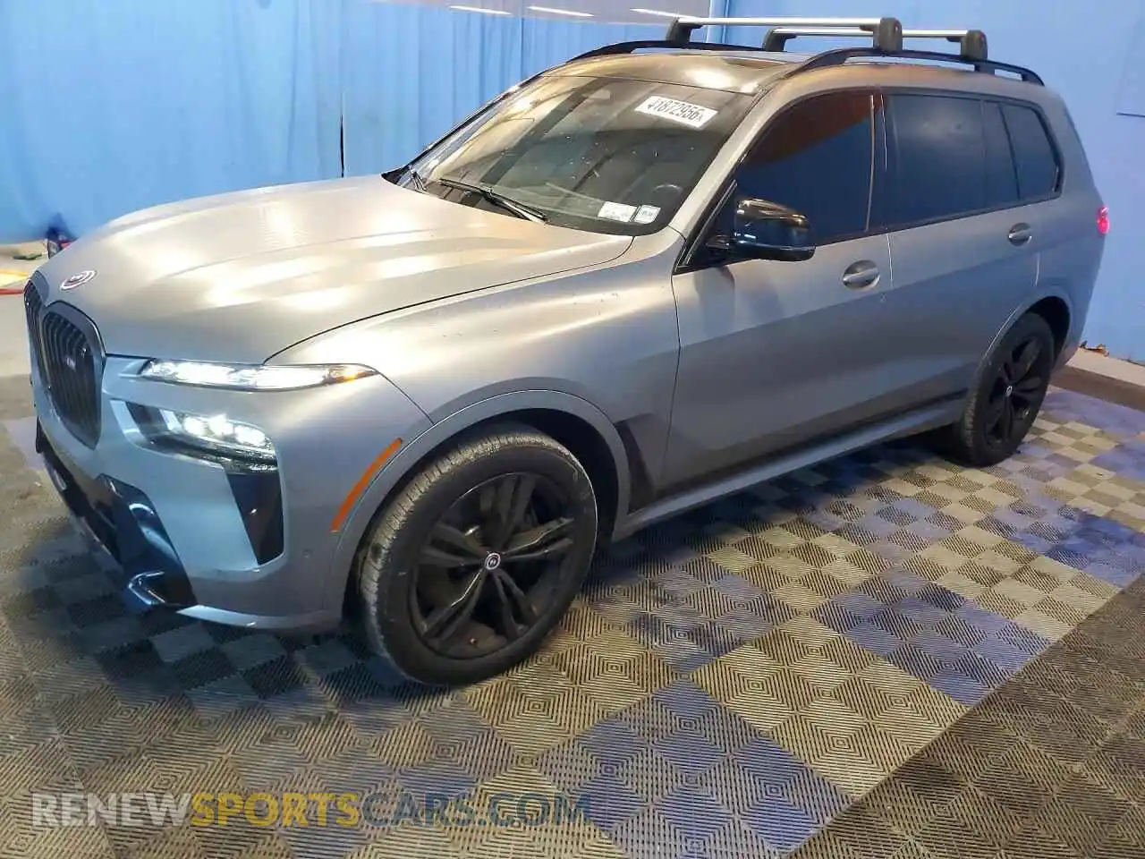 1 Фотография поврежденного автомобиля 5UX33EM09R9T70057 BMW X7 2024