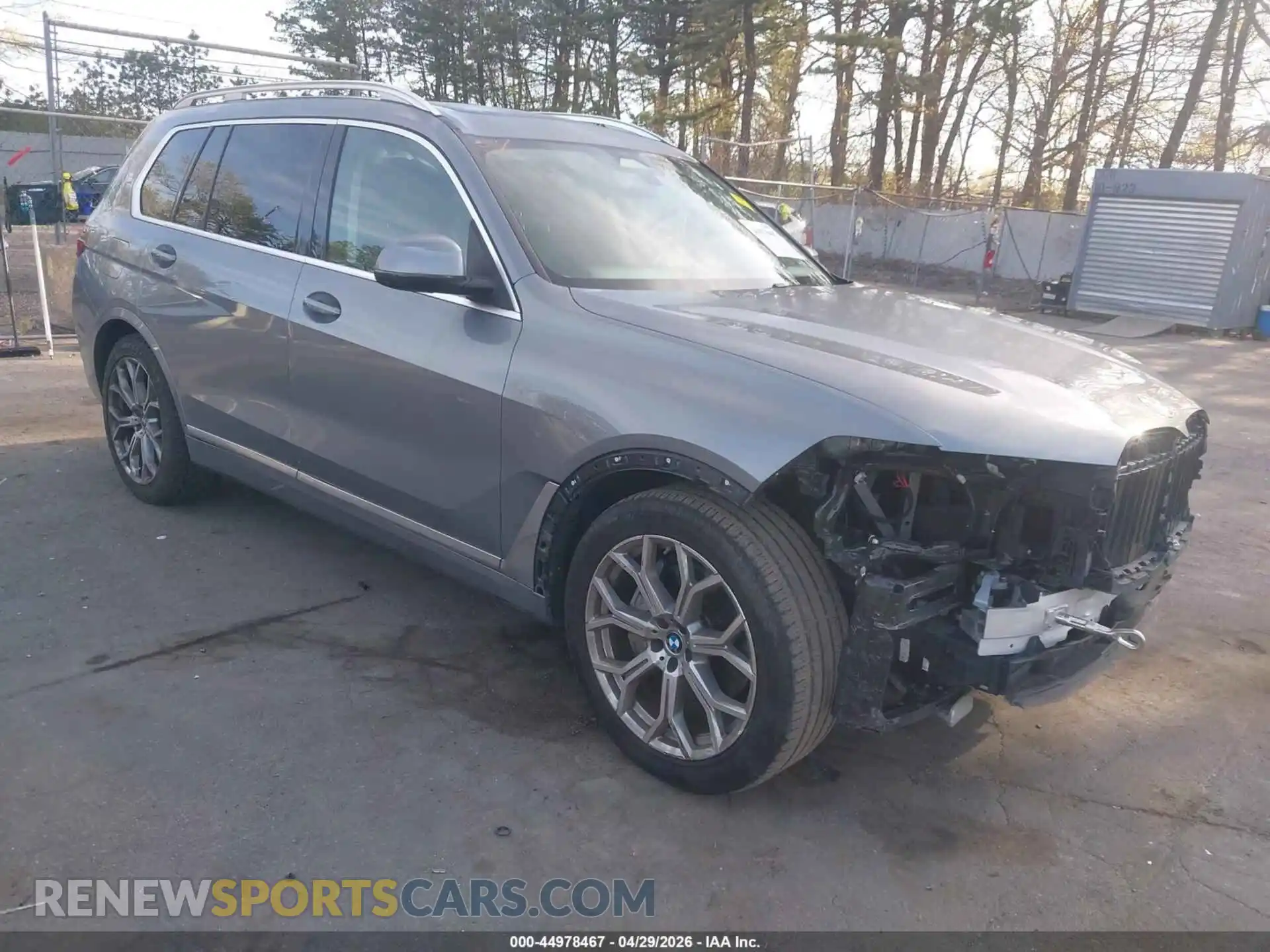 1 Photograph of a damaged car 5UX23EM00S9W58440 BMW X7 2025