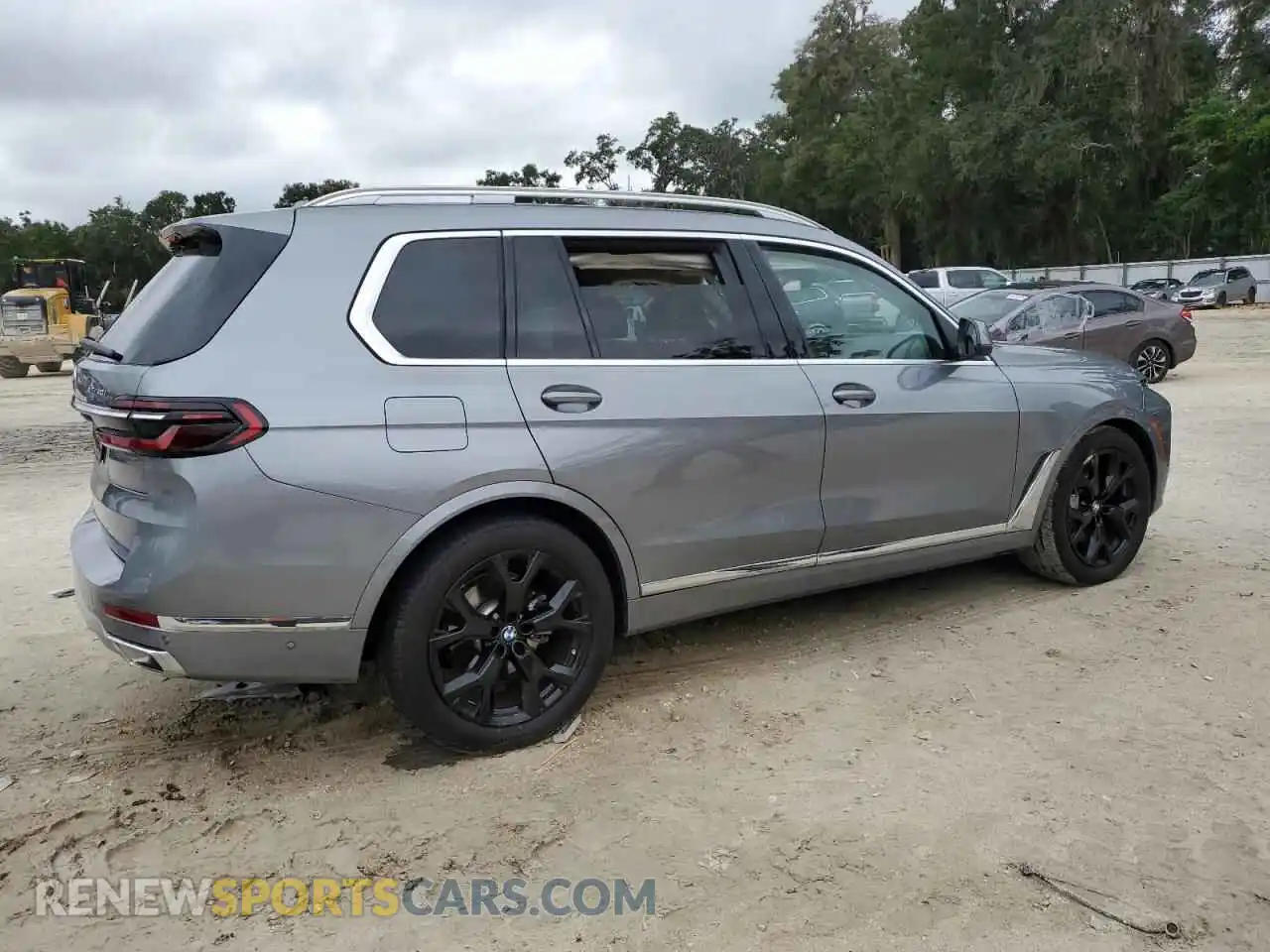 3 Фотография поврежденного автомобиля 5UX23EM01S9X27930 BMW X7 2025