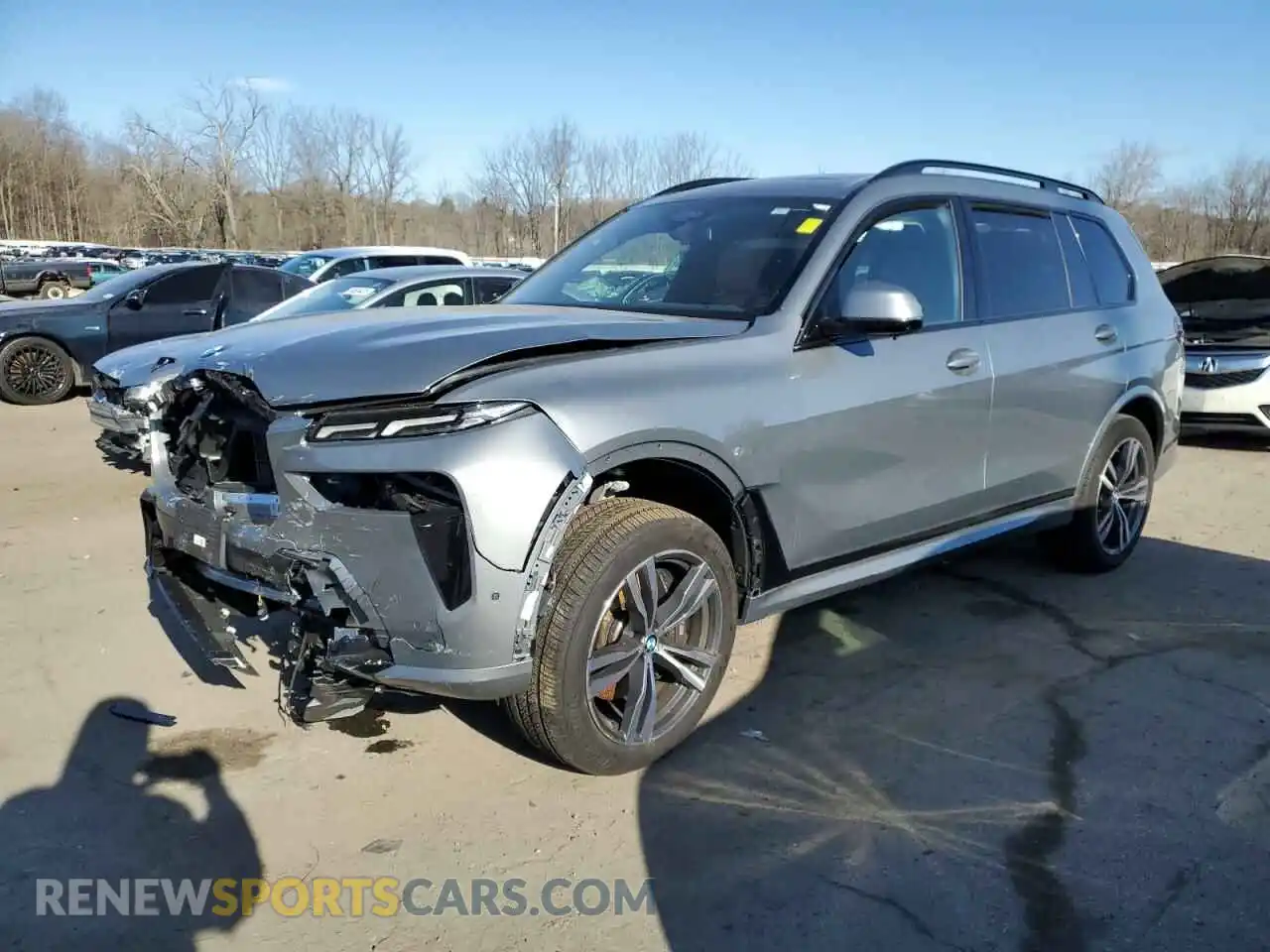 1 Photograph of a damaged car 5UX23EM02S9W30056 BMW X7 2025