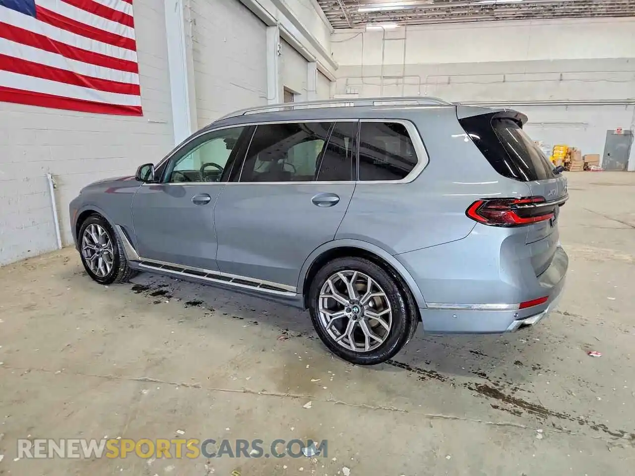 2 Photograph of a damaged car 5UX23EM02S9Z25917 BMW X7 2025