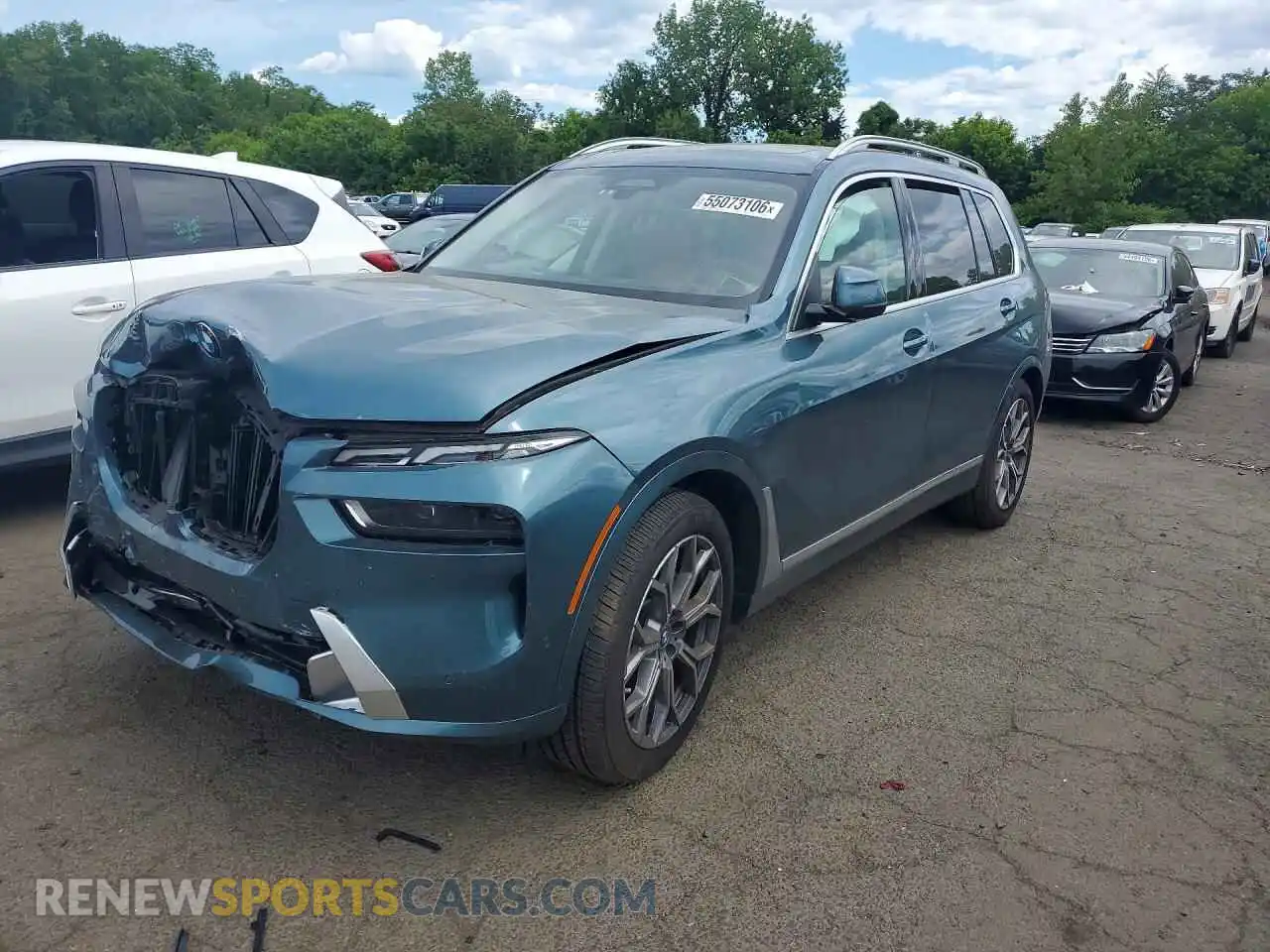 1 Photograph of a damaged car 5UX23EM02S9Z31149 BMW X7 2025