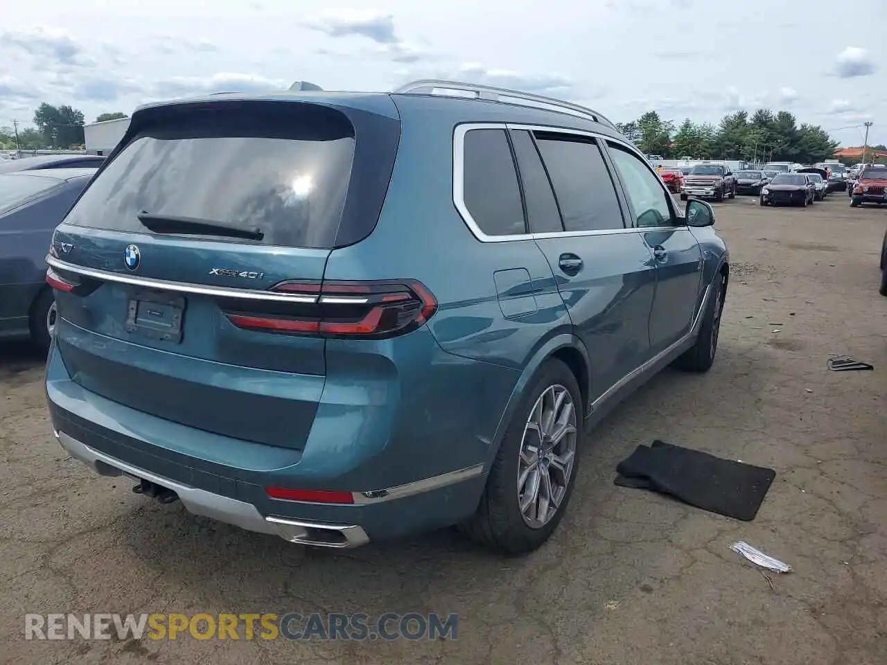 3 Photograph of a damaged car 5UX23EM02S9Z31149 BMW X7 2025