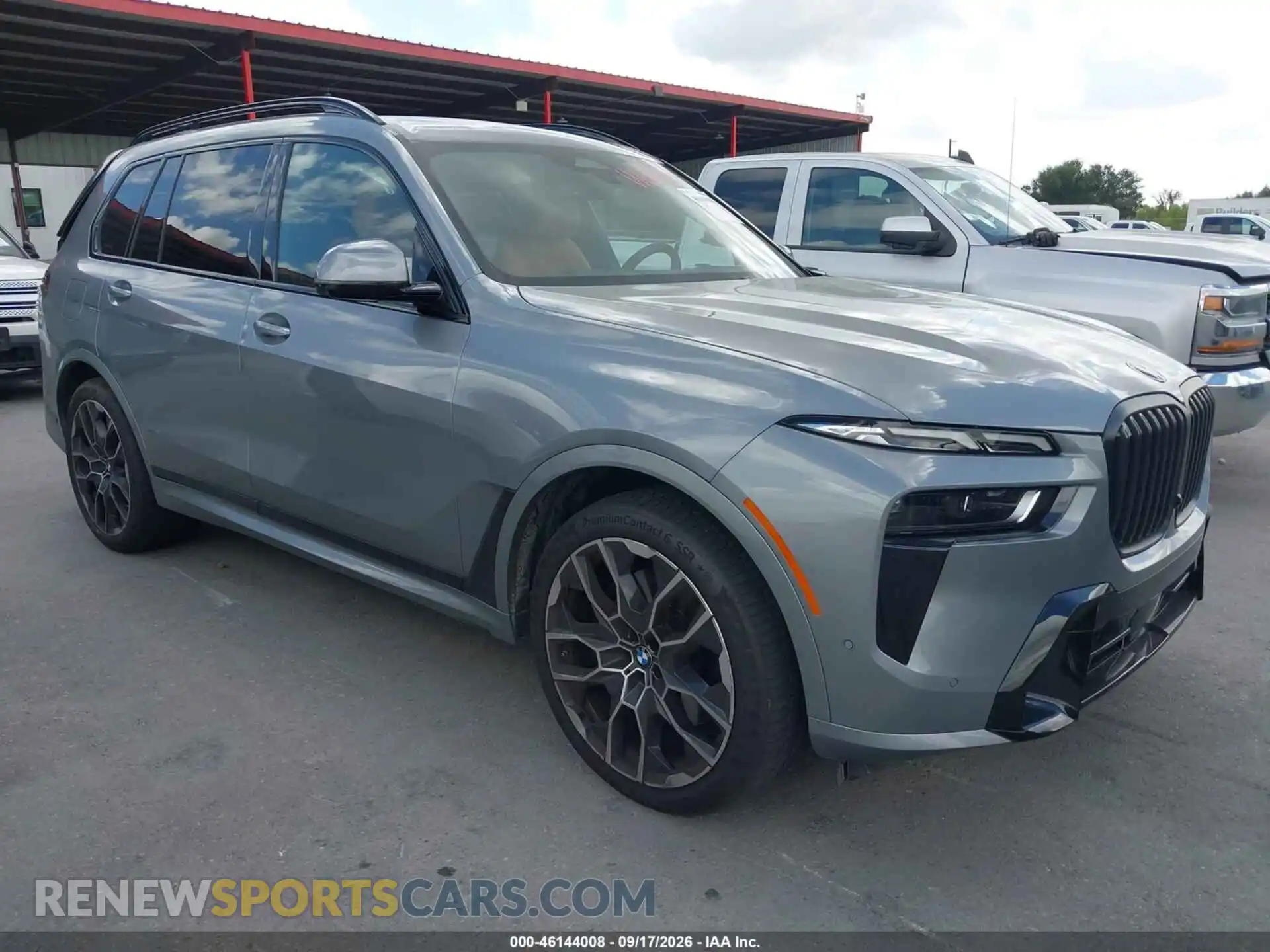 1 Photograph of a damaged car 5UX23EM02S9Z78150 BMW X7 2025