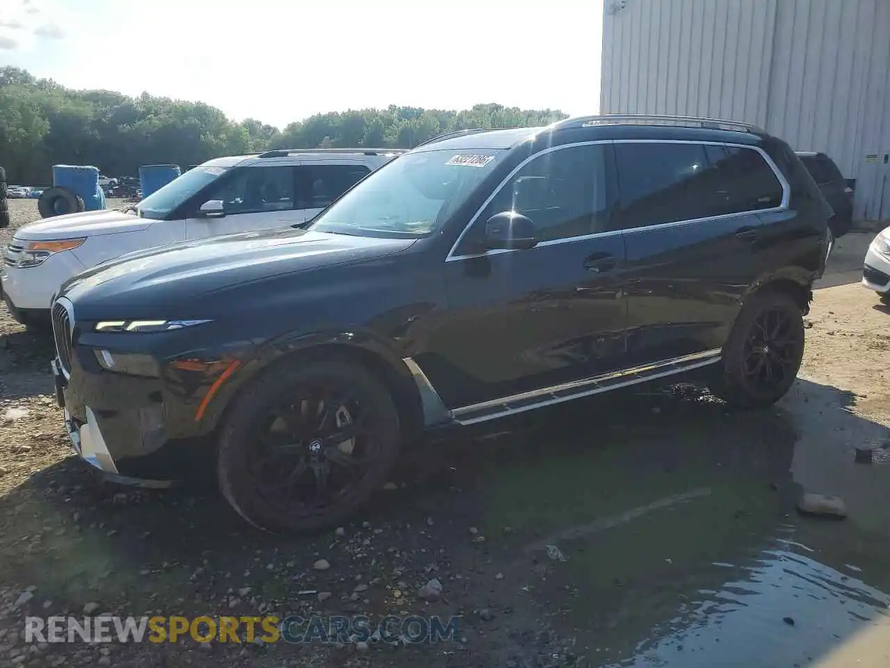1 Photograph of a damaged car 5UX23EM03S9Y33456 BMW X7 2025