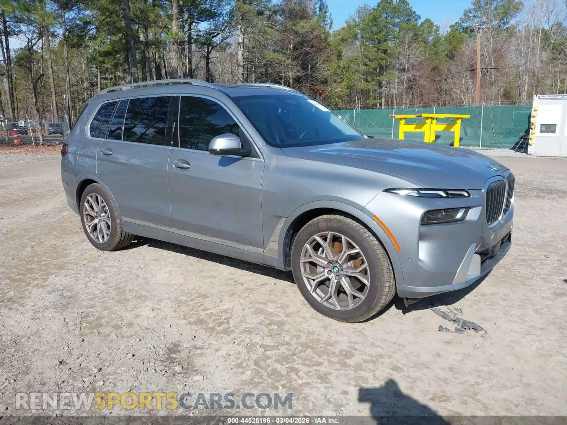 1 fotografías del automóvil dañado 5UX23EM05S9000872 BMW X7 2025