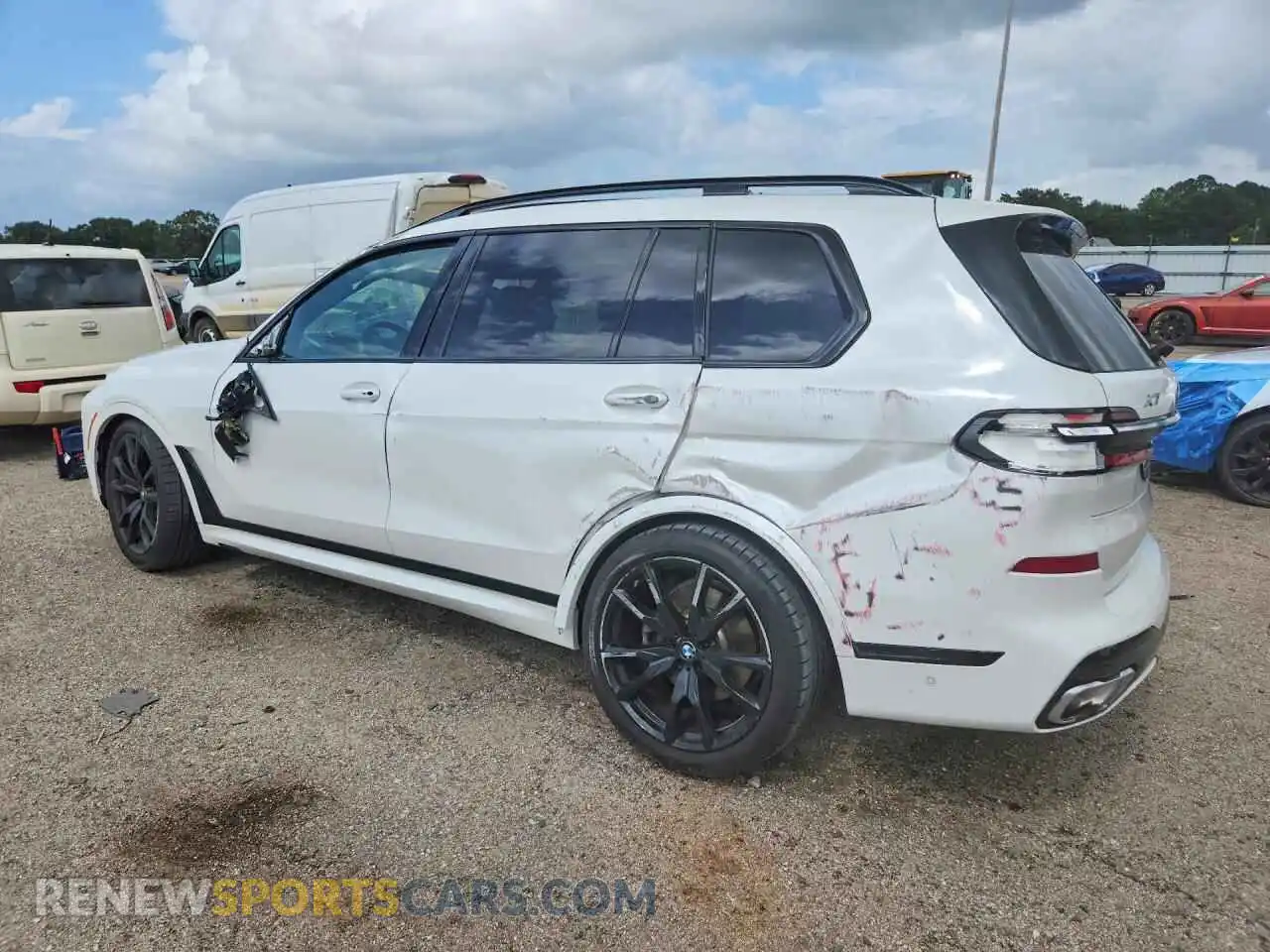 2 Photograph of a damaged car 5UX23EM07S9W54448 BMW X7 2025