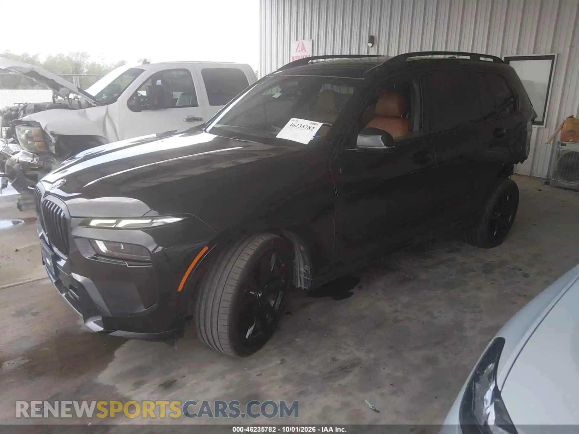 2 fotografías del automóvil dañado 5UX23EM09S9W29213 BMW X7 2025