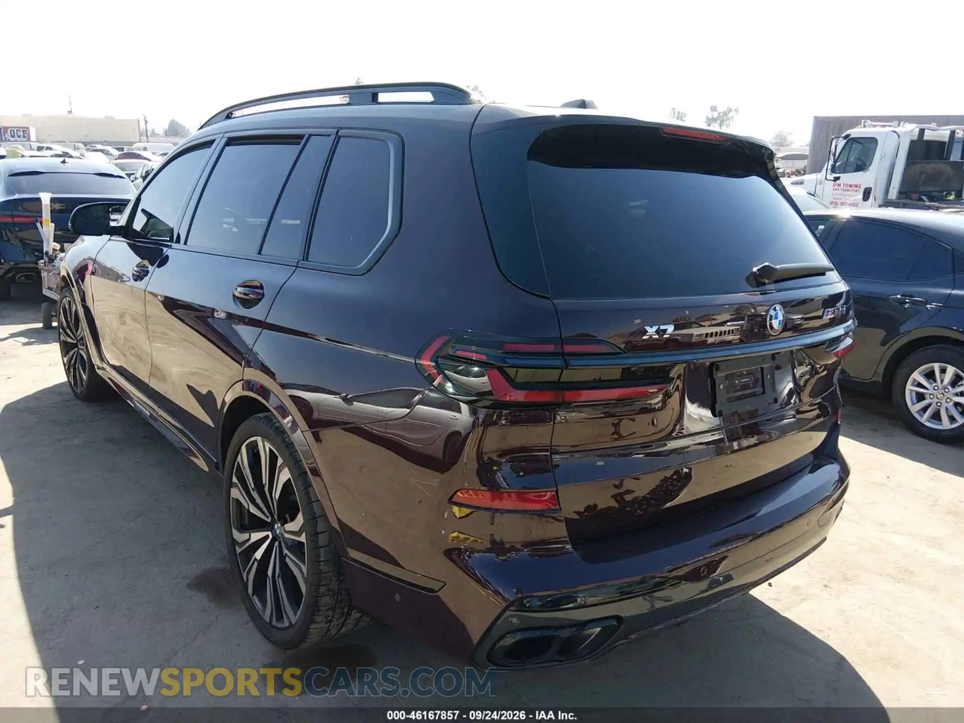 3 fotografías del automóvil dañado 5UX33EM02S9Y44128 BMW X7 2025