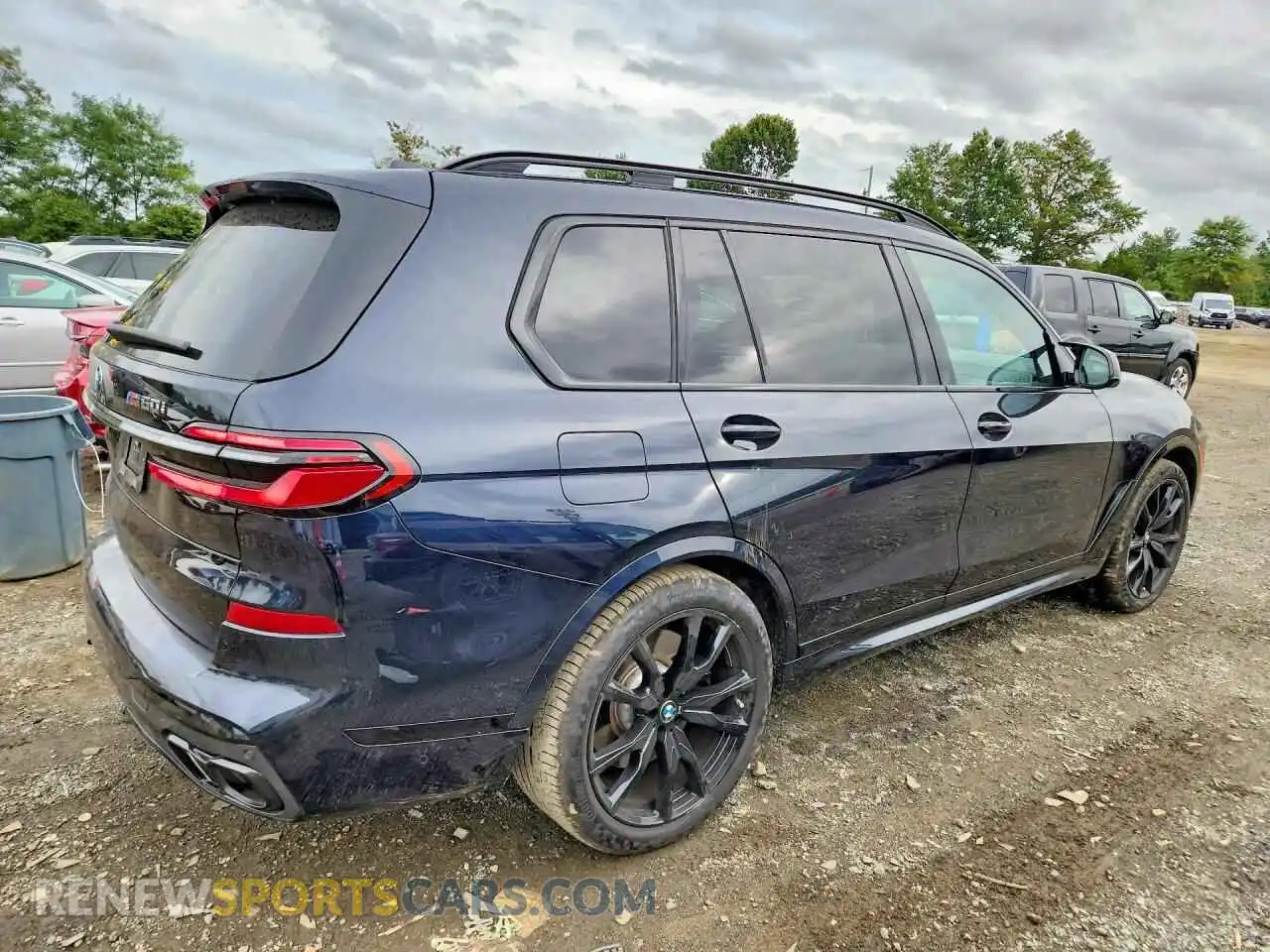 3 fotografías del automóvil dañado 5UX33EM09S9W95622 BMW X7 2025