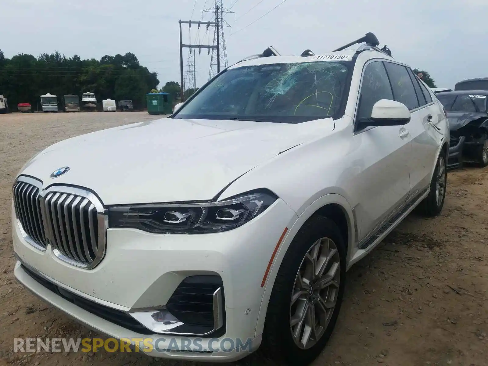 2 Photograph of a damaged car 5UXCW2C58KL083630 BMW X7 XDRIVE4 2019