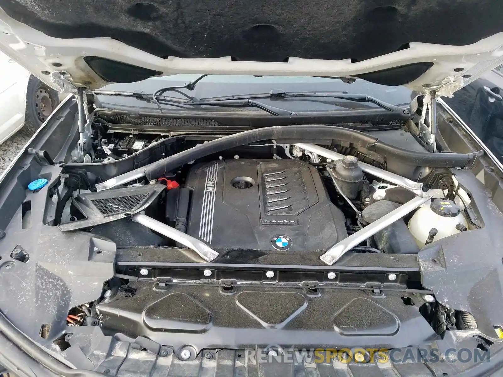 7 Photograph of a damaged car 5UXCW2C59KL084317 BMW X7 XDRIVE4 2019