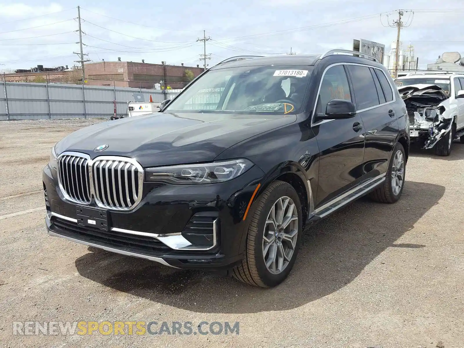2 Photograph of a damaged car 5UXCW2C09L9B92779 BMW X7 XDRIVE4 2020