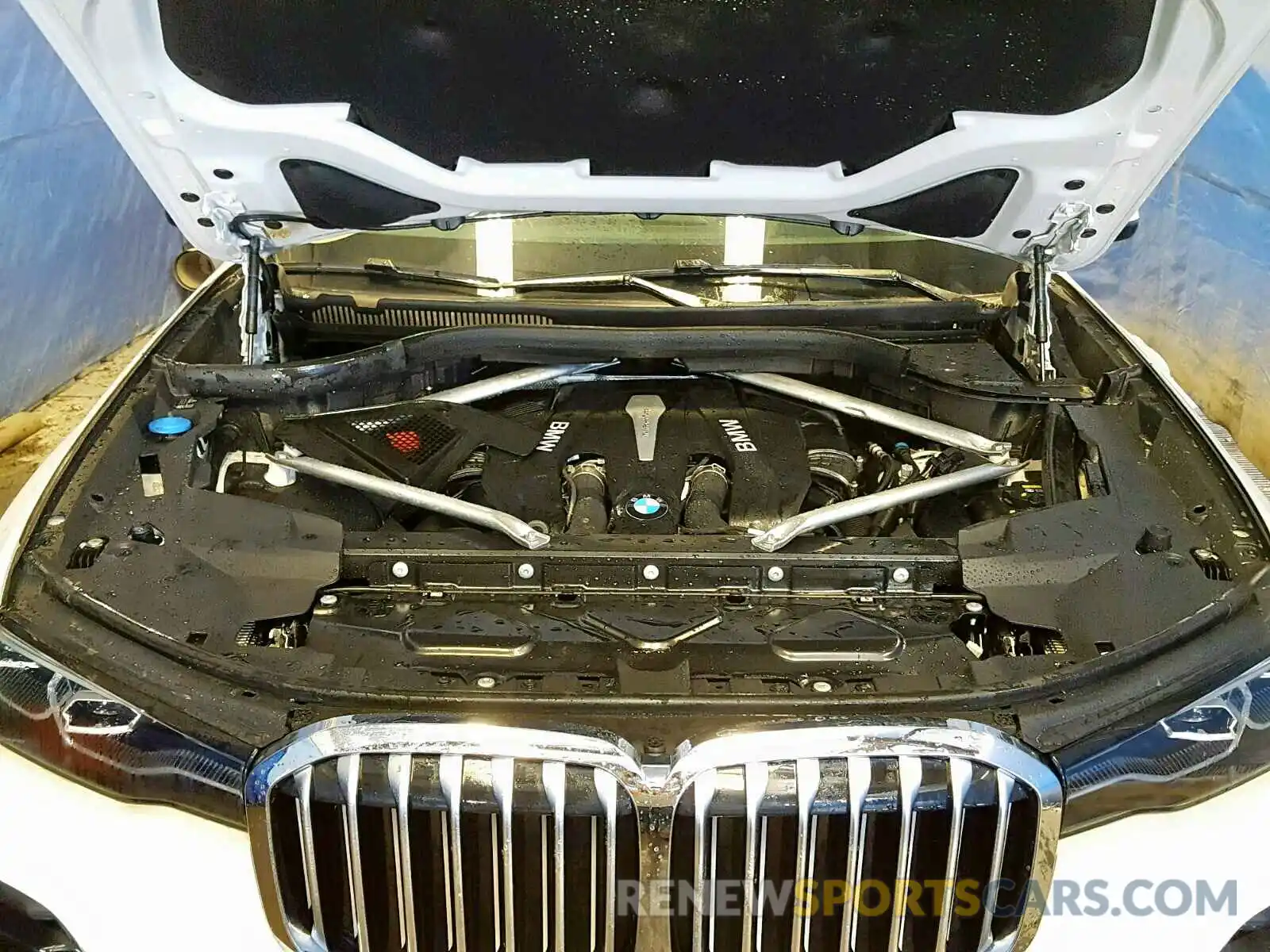 7 Photograph of a damaged car 5UXCX4C5XKLS36128 BMW X7 XDRIVE5 2019