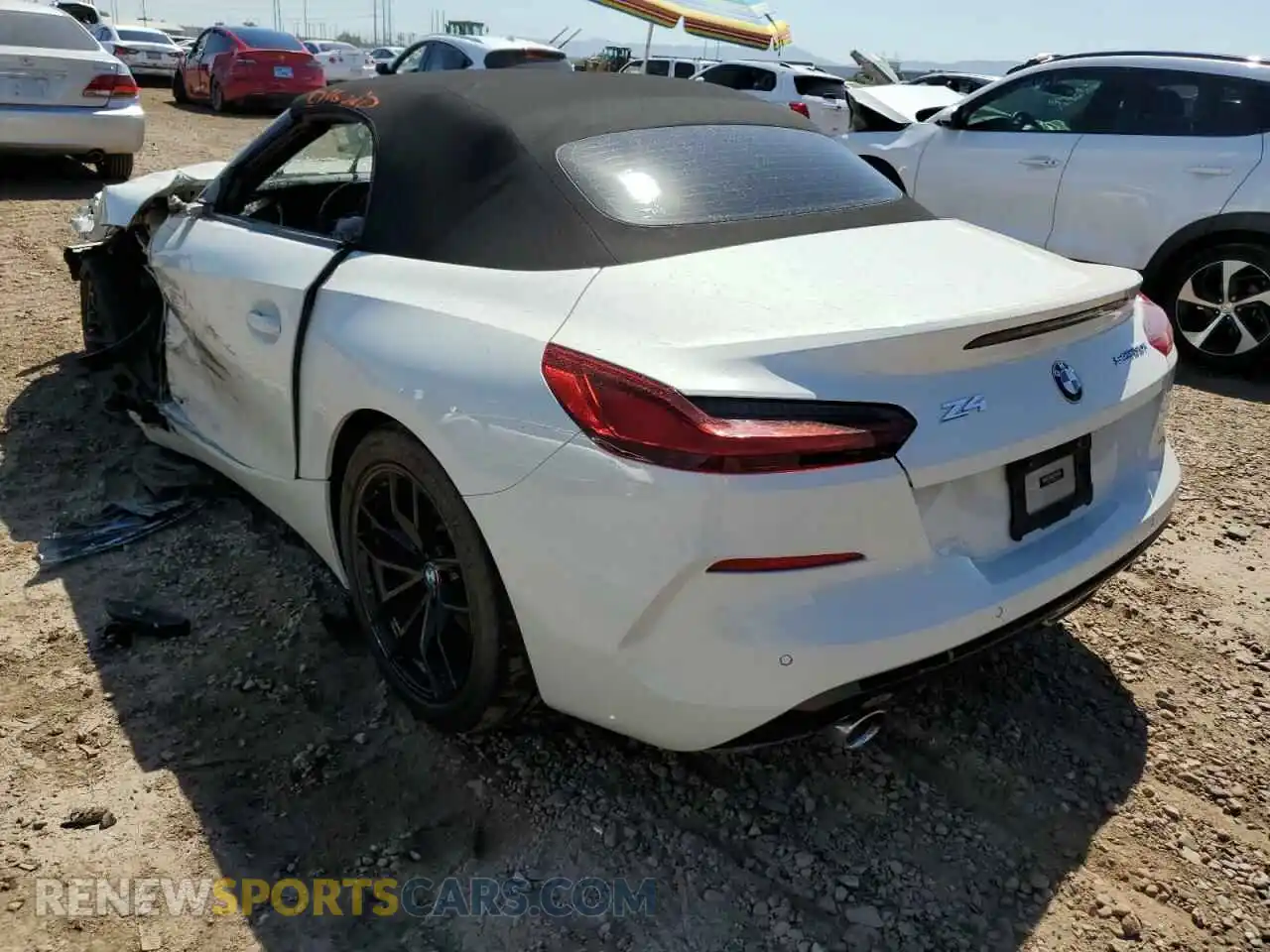 3 Photograph of a damaged car WBAHF3C58KWW29416 BMW Z4 2019
