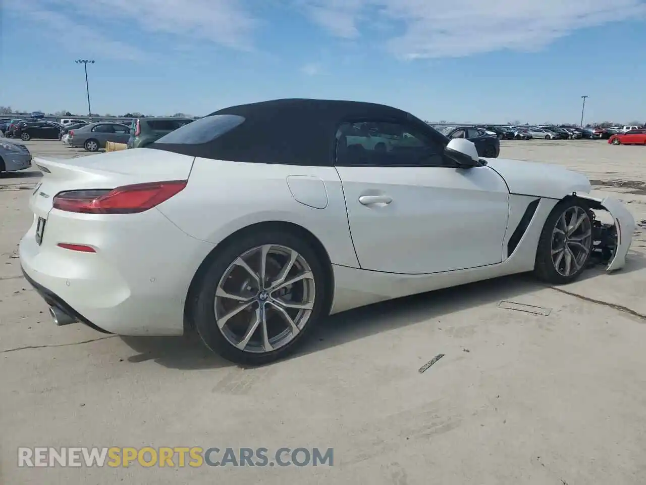 3 Photograph of a damaged car WBAHF3C58KWW35653 BMW Z4 2019