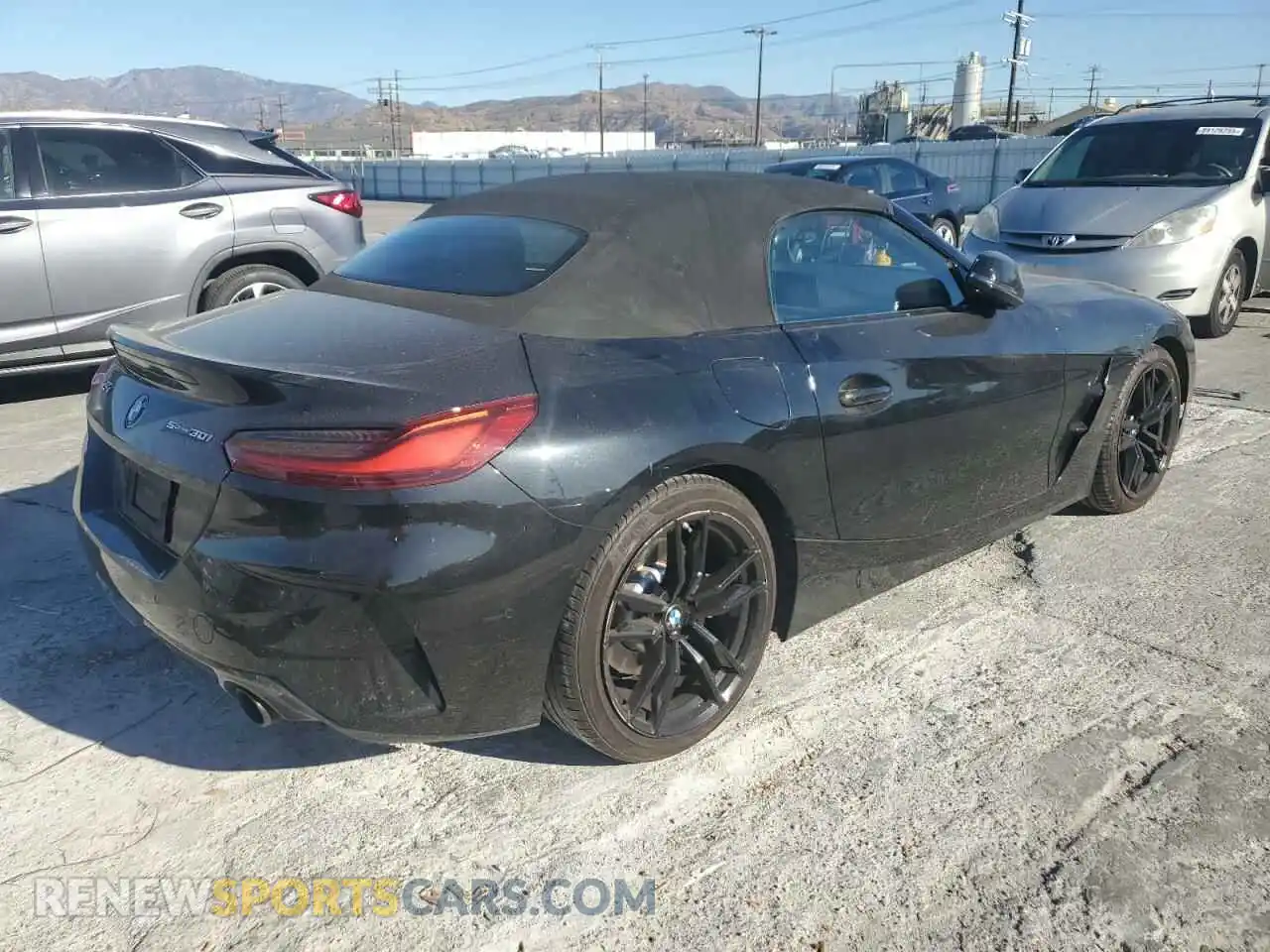 3 Photograph of a damaged car WBAHF3C02LWW54463 BMW Z4 2020