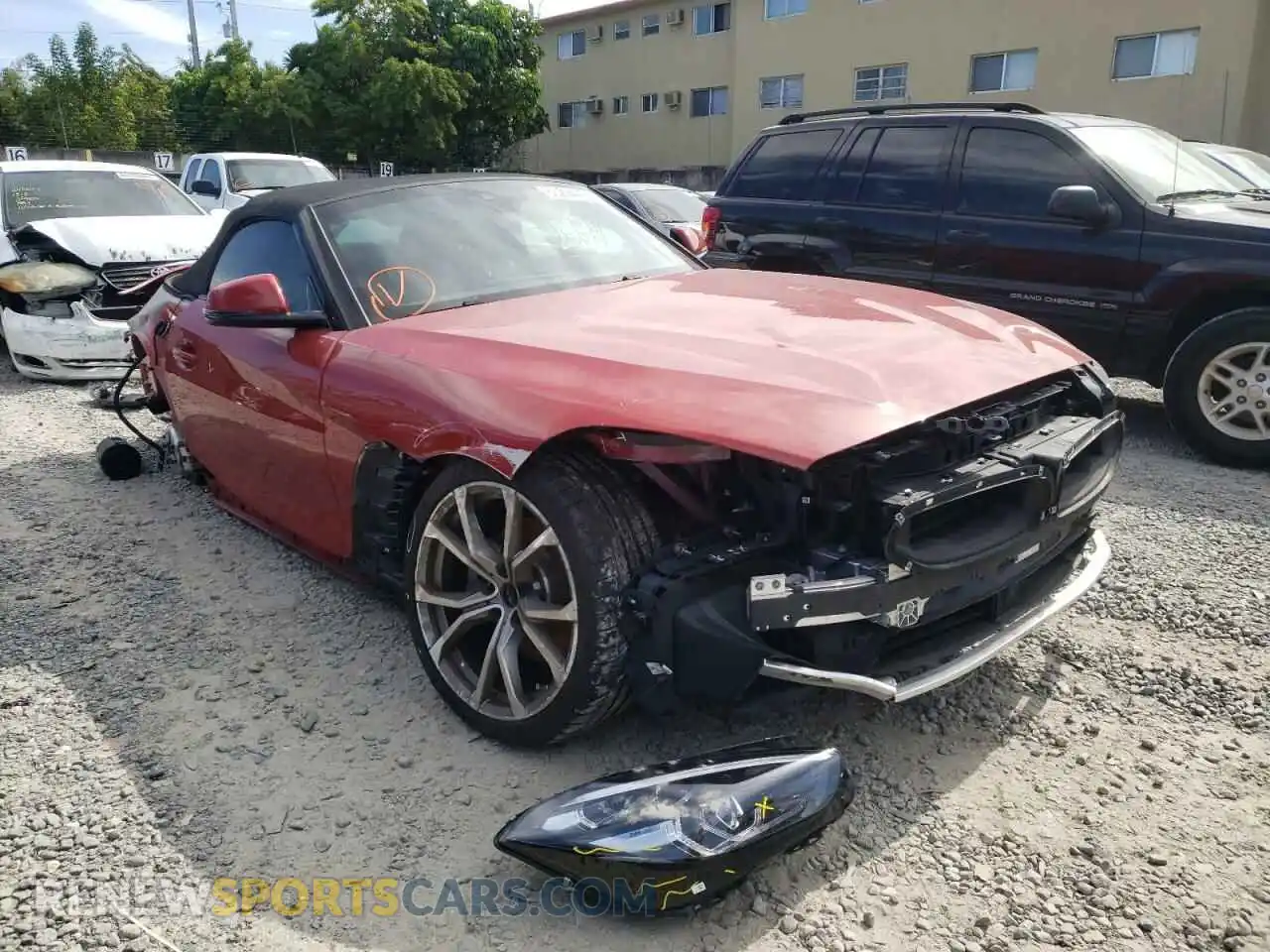 1 Photograph of a damaged car WBAHF3C09LWW61815 BMW Z4 2020