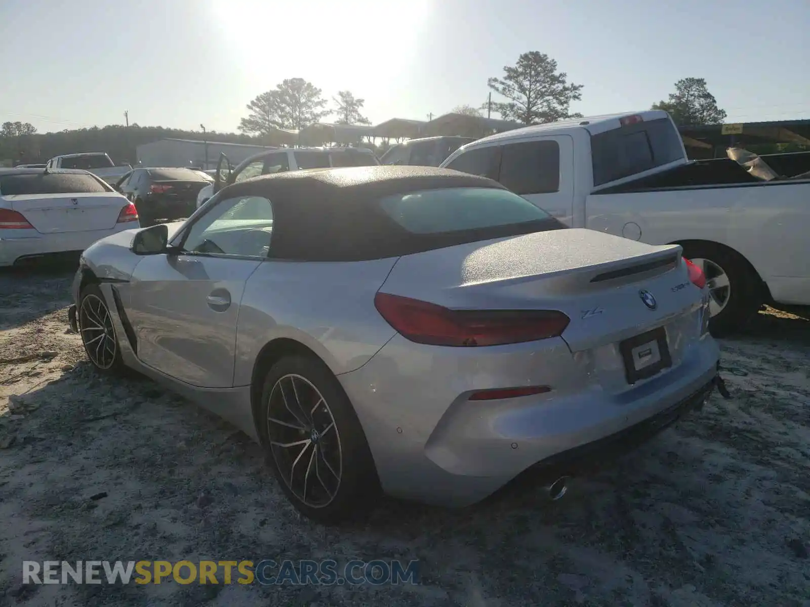 3 Photograph of a damaged car WBAHF3C0XLWW70720 BMW Z4 2020