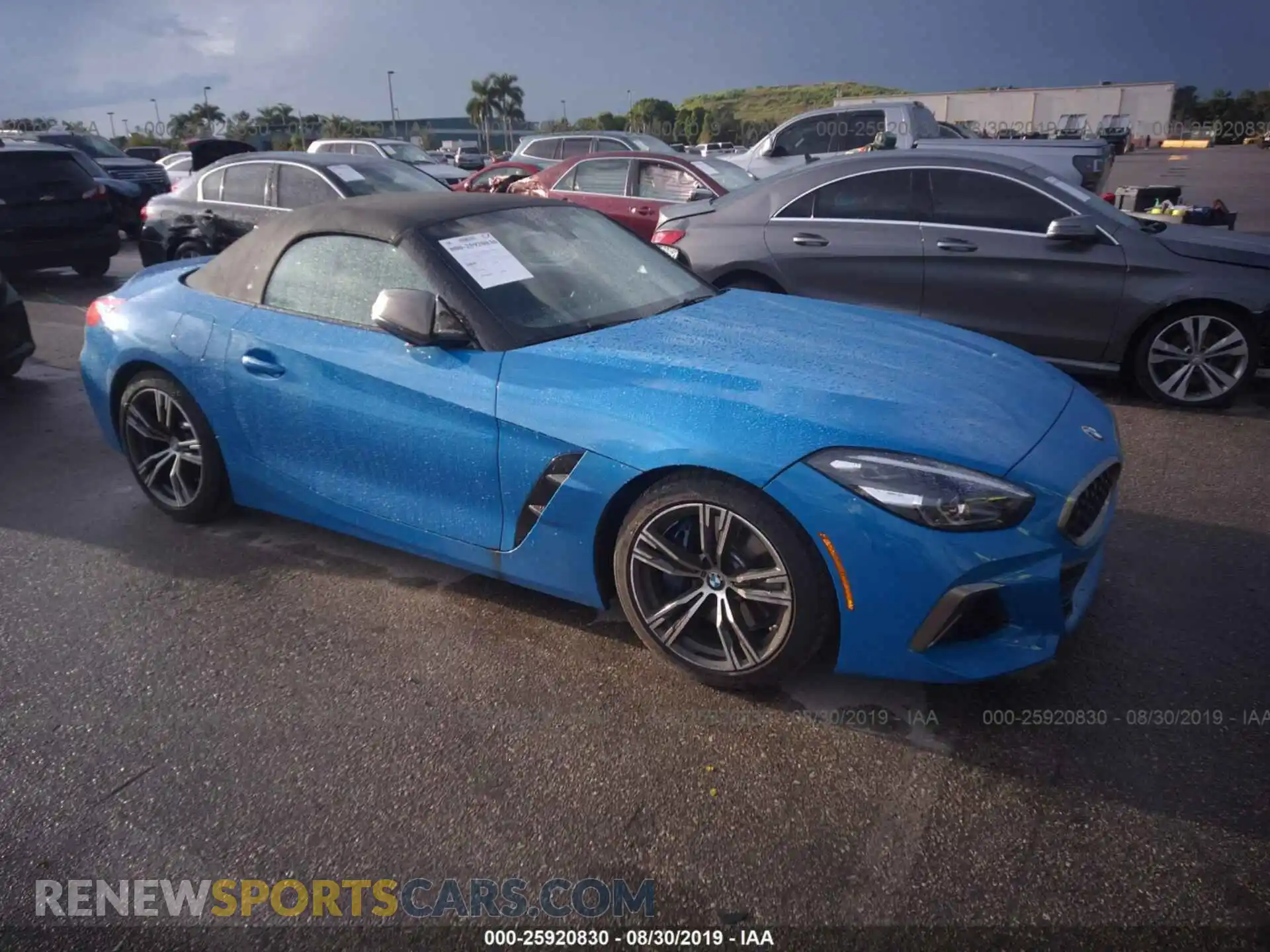 1 Photograph of a damaged car WBAHF9C05LWW38499 BMW Z4 2020