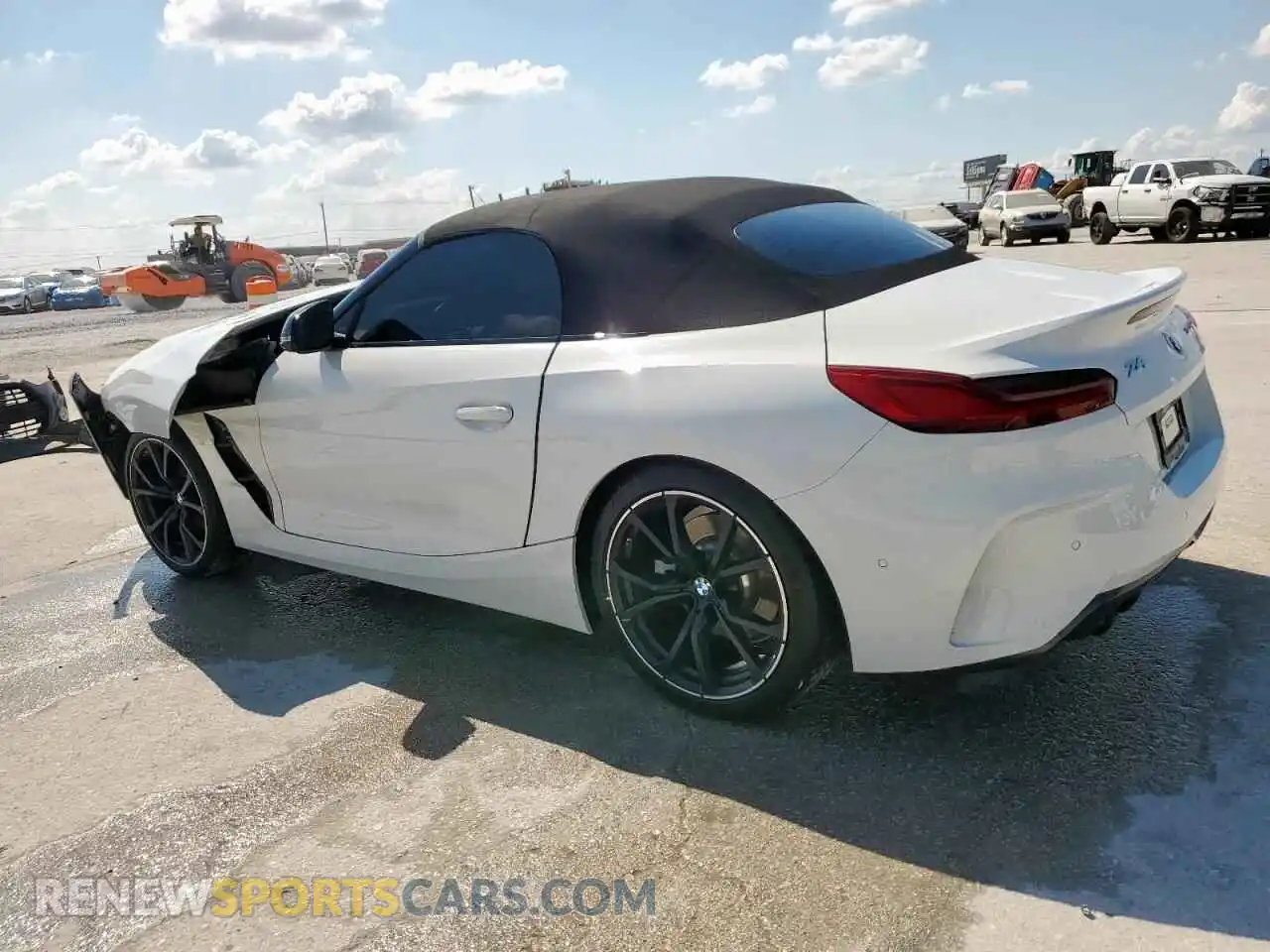 2 fotografías del automóvil dañado WBAHF3C05PWY11943 BMW Z4 2023