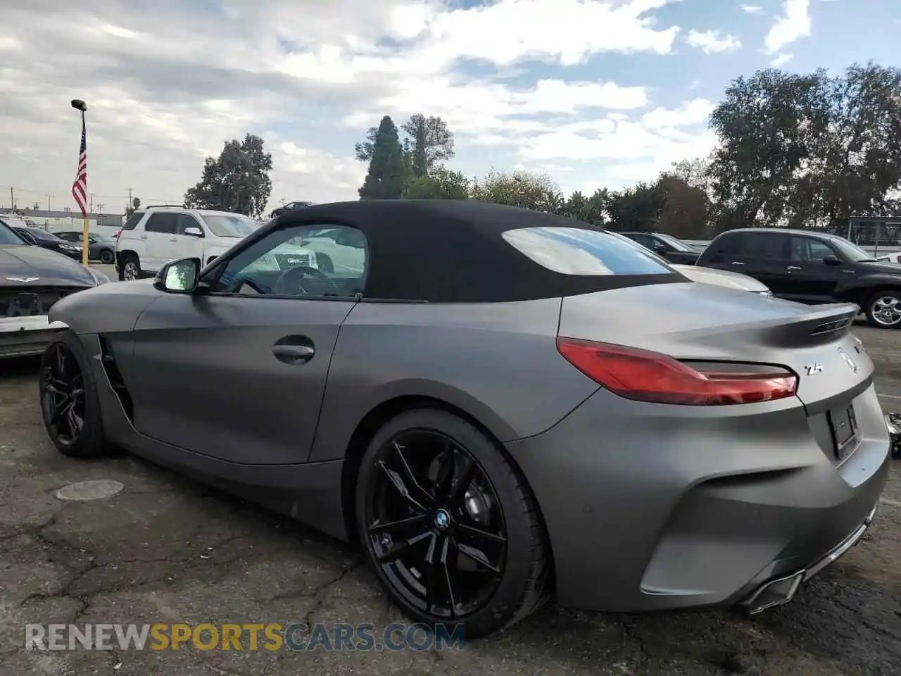 2 Photograph of a damaged car WBAHF9C01RWY36179 BMW Z4 2024