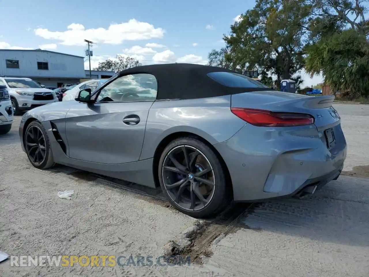 2 Photograph of a damaged car WBAHF9C02RWY35106 BMW Z4 2024