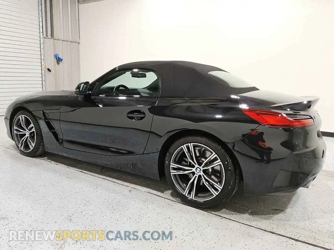 2 Photograph of a damaged car WBAHF3C03SWY44285 BMW Z4 2025