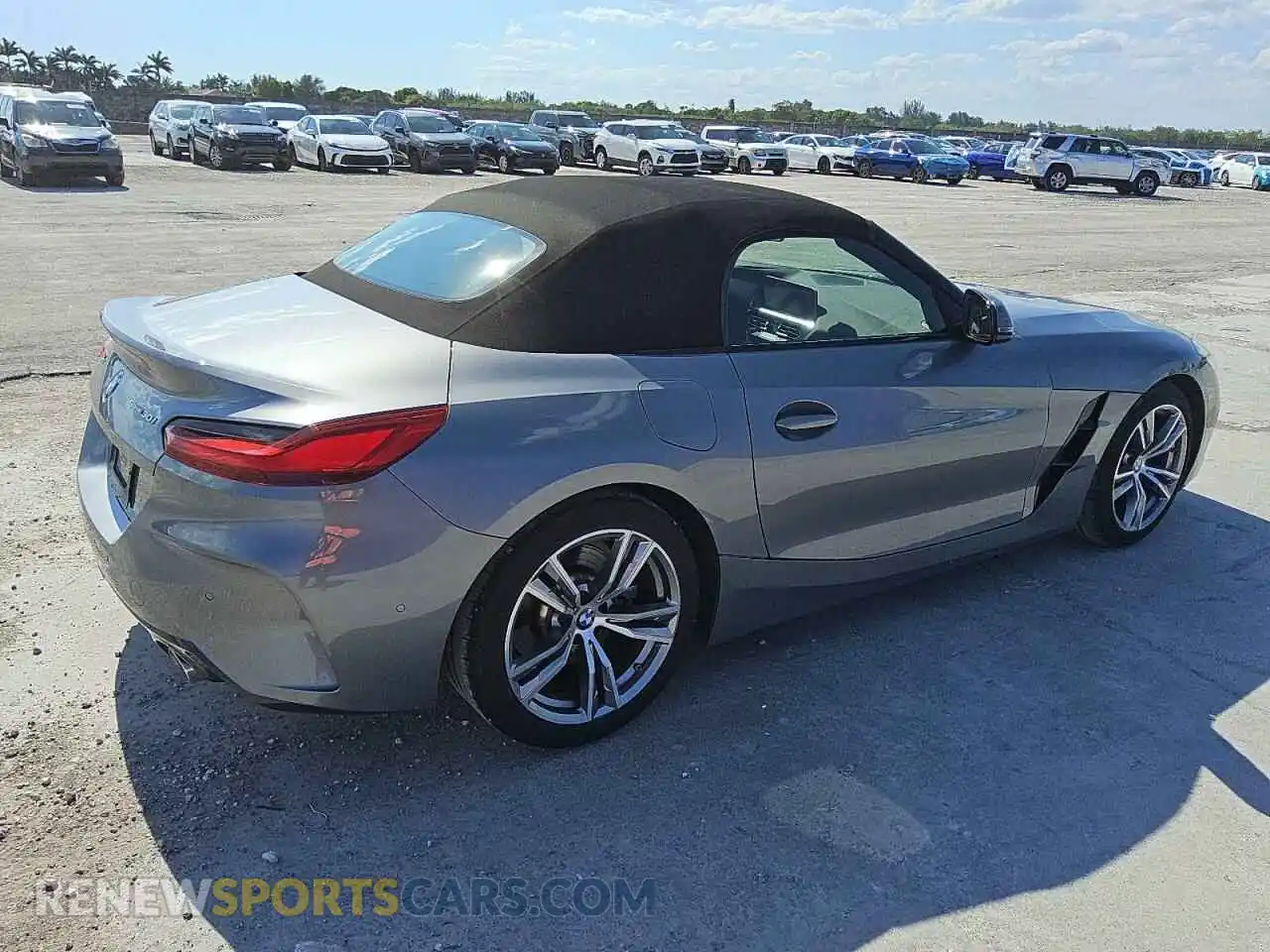 3 Photograph of a damaged car WBAHF3C08SWY40779 BMW Z4 2025