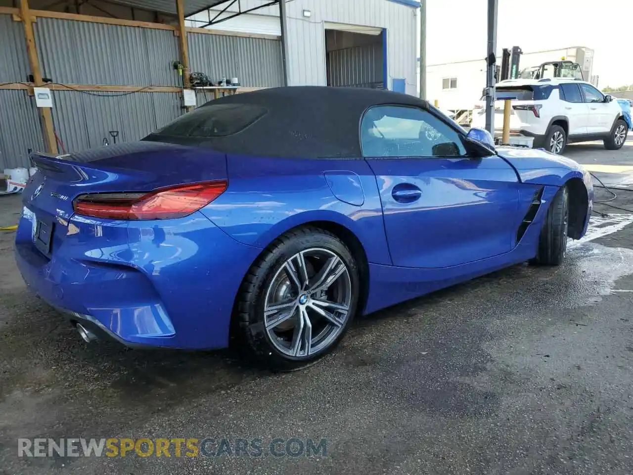 3 Photograph of a damaged car WBAHF3C08SWY44282 BMW Z4 2025