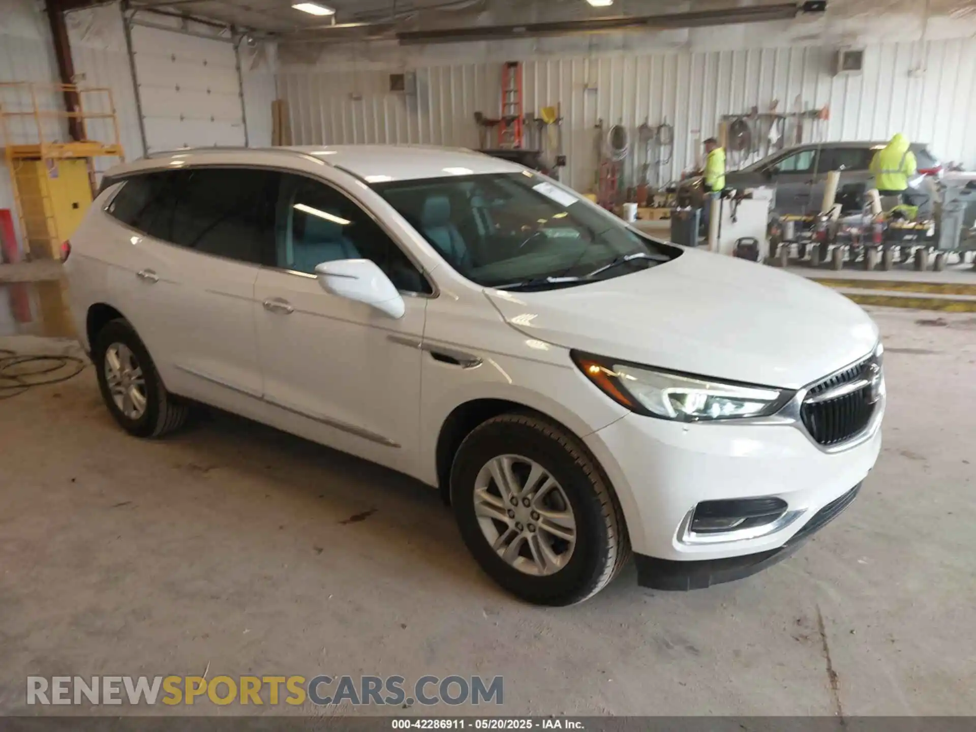 1 Photograph of a damaged car 5GAERBKW5KJ162844 BUICK ENCLAVE 2019