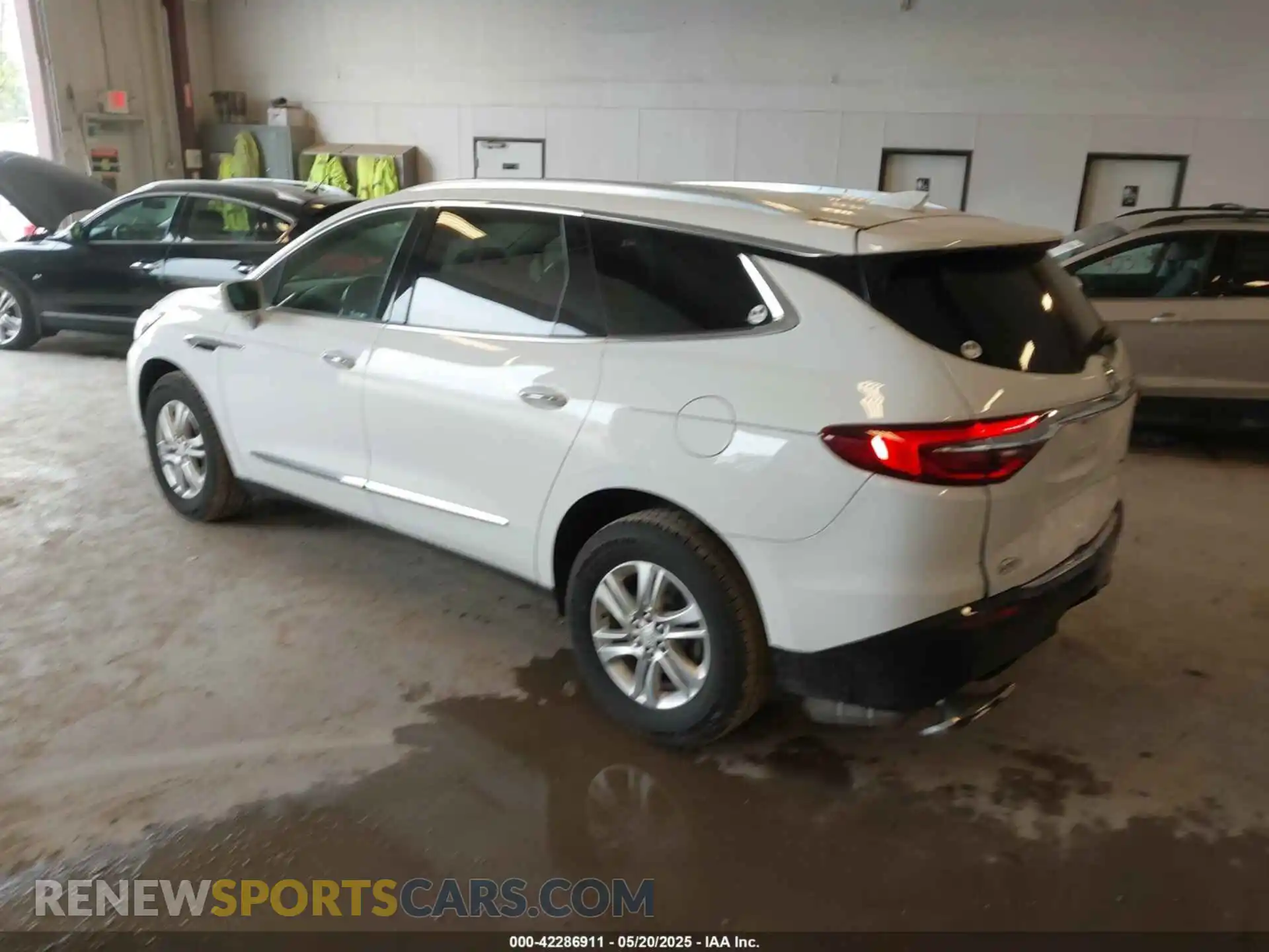 3 Photograph of a damaged car 5GAERBKW5KJ162844 BUICK ENCLAVE 2019