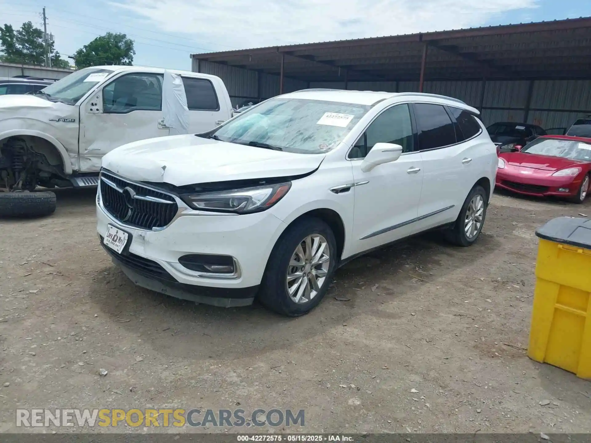 2 Photograph of a damaged car 5GAERBKWXKJ270635 BUICK ENCLAVE 2019