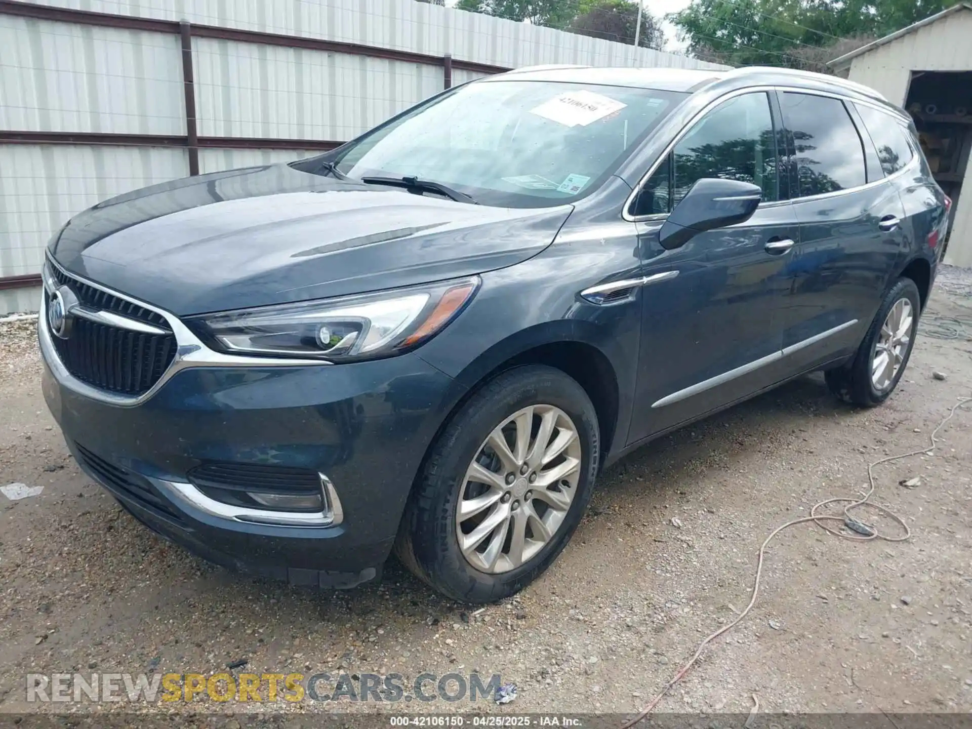 2 fotografías del automóvil dañado 5GAERBKW4LJ194086 BUICK ENCLAVE 2020