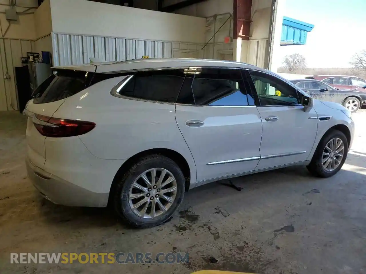 3 Photograph of a damaged car 5GAERBKW6LJ263263 BUICK ENCLAVE 2020