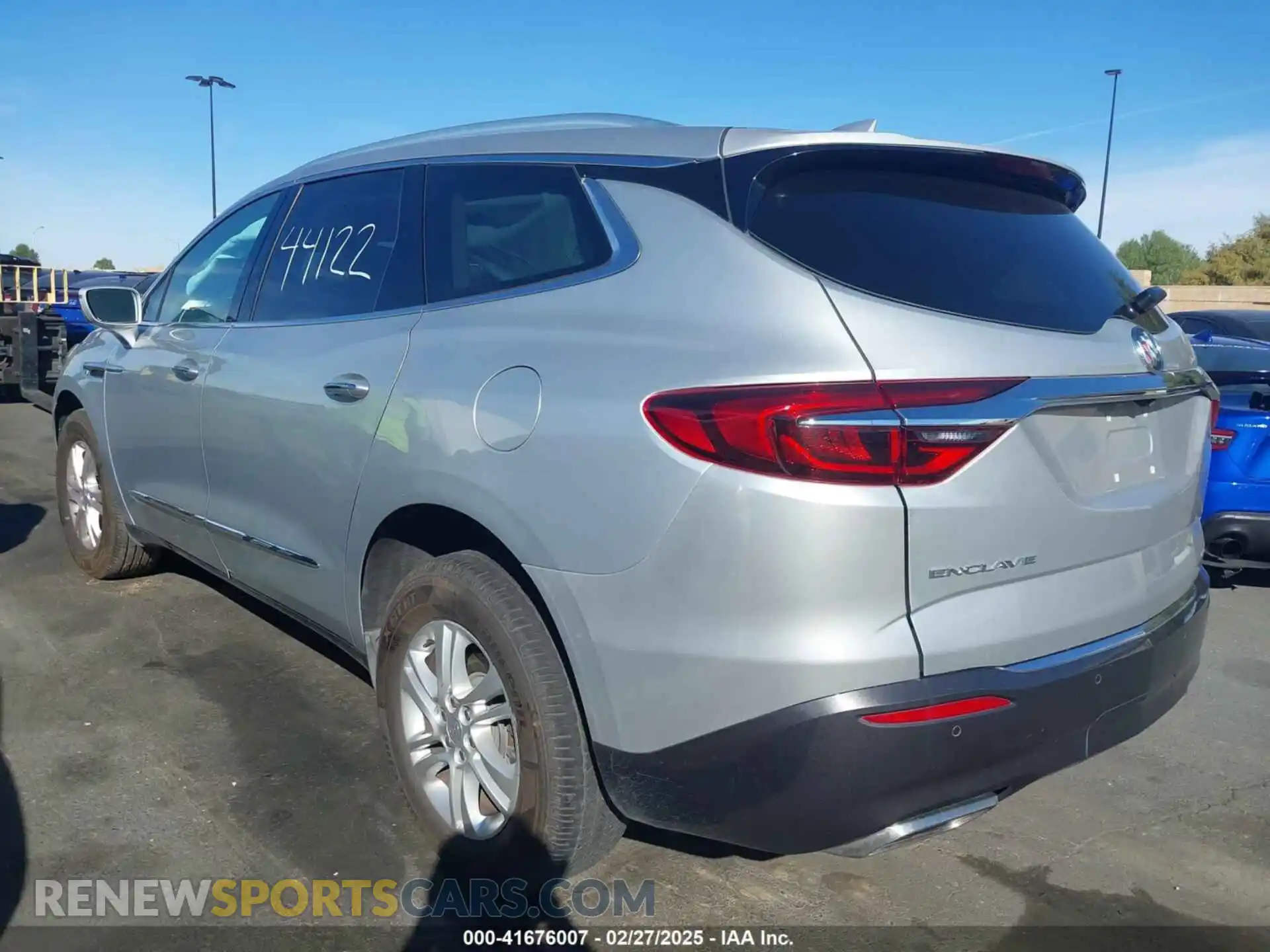 3 Photograph of a damaged car 5GAERBKW8LJ125823 BUICK ENCLAVE 2020