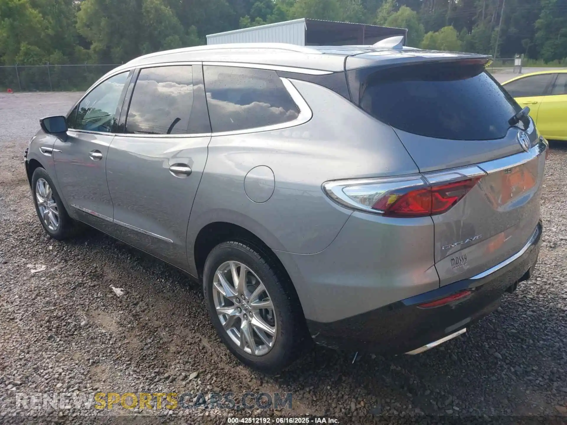 3 fotografías del automóvil dañado 5GAERBKW7PJ264864 BUICK ENCLAVE 2023