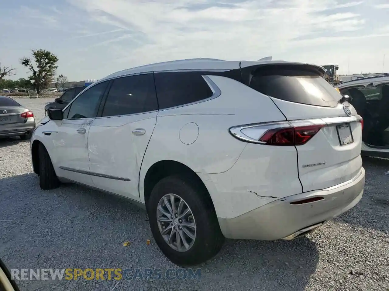 2 Photograph of a damaged car 5GAERBKW0RJ121791 BUICK ENCLAVE 2024