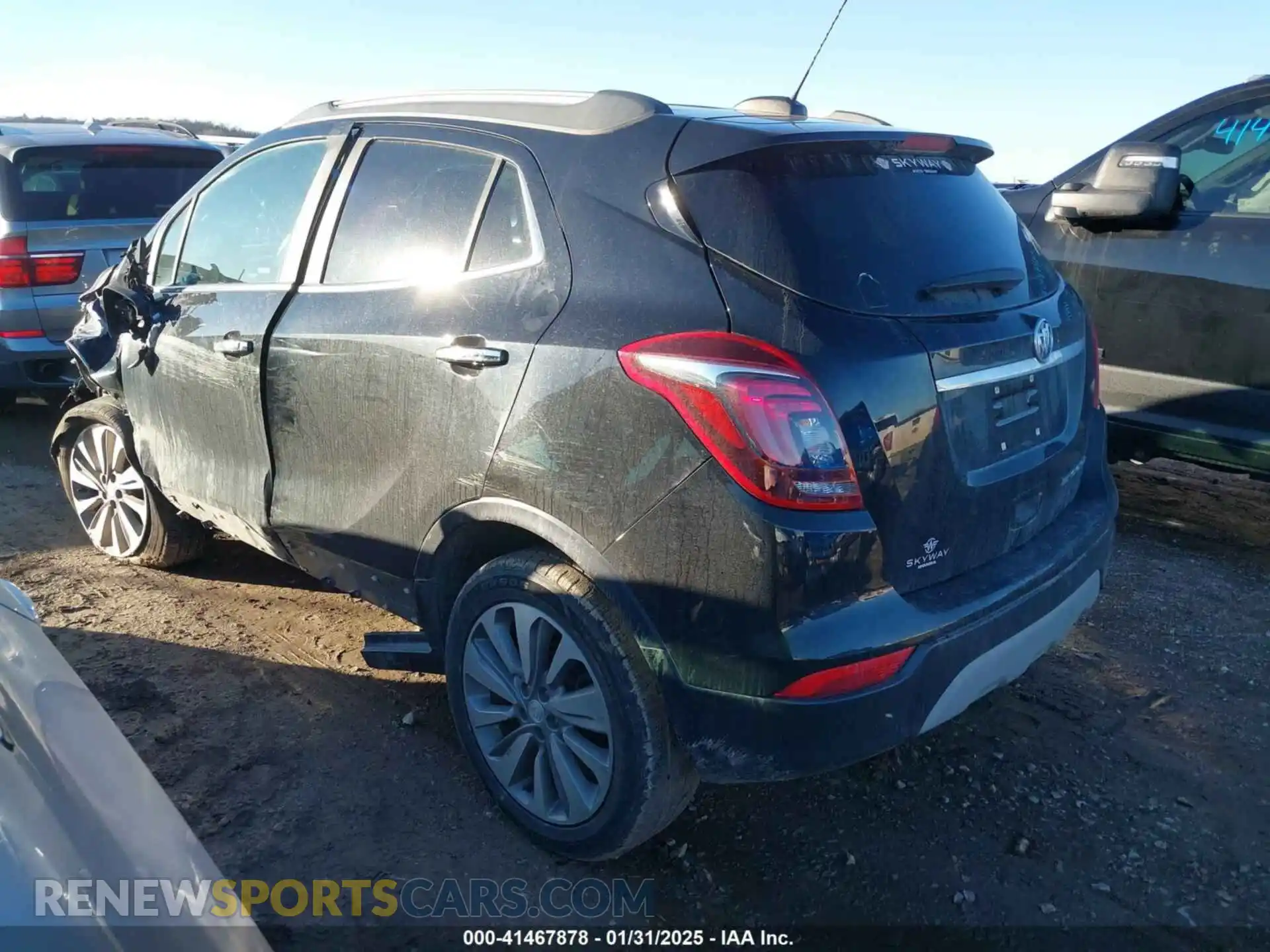 3 Фотография поврежденного автомобиля KL4CJASB3KB959523 BUICK ENCORE 2019