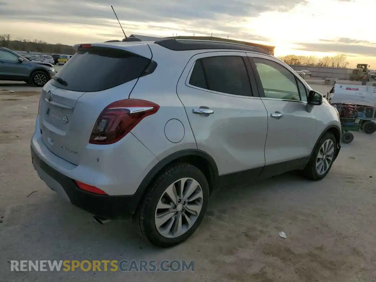 3 Фотография поврежденного автомобиля KL4CJASB6KB731872 BUICK ENCORE 2019