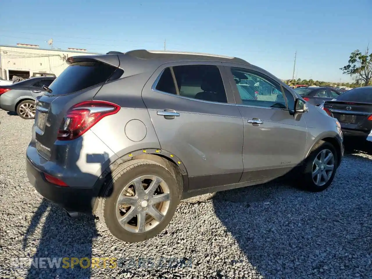 3 Фотография поврежденного автомобиля KL4CJCSM2KB749749 BUICK ENCORE 2019