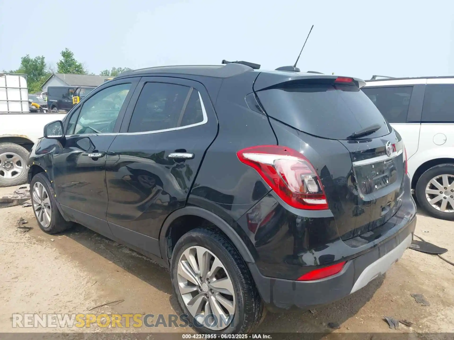 3 fotografías del automóvil dañado KL4CJASB1LB072956 BUICK ENCORE 2020