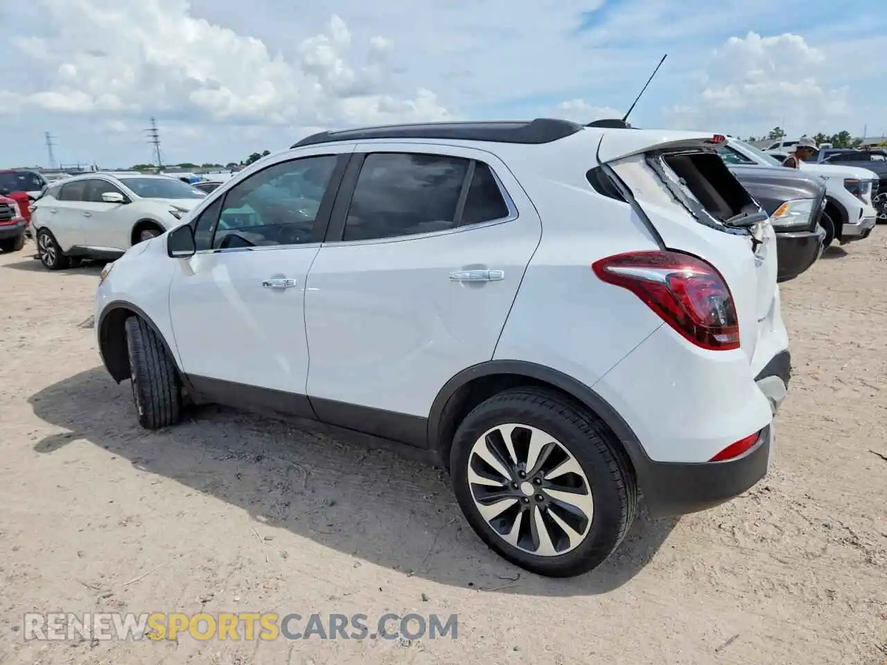 2 Фотография поврежденного автомобиля KL4CJASB3MB307410 BUICK ENCORE 2021