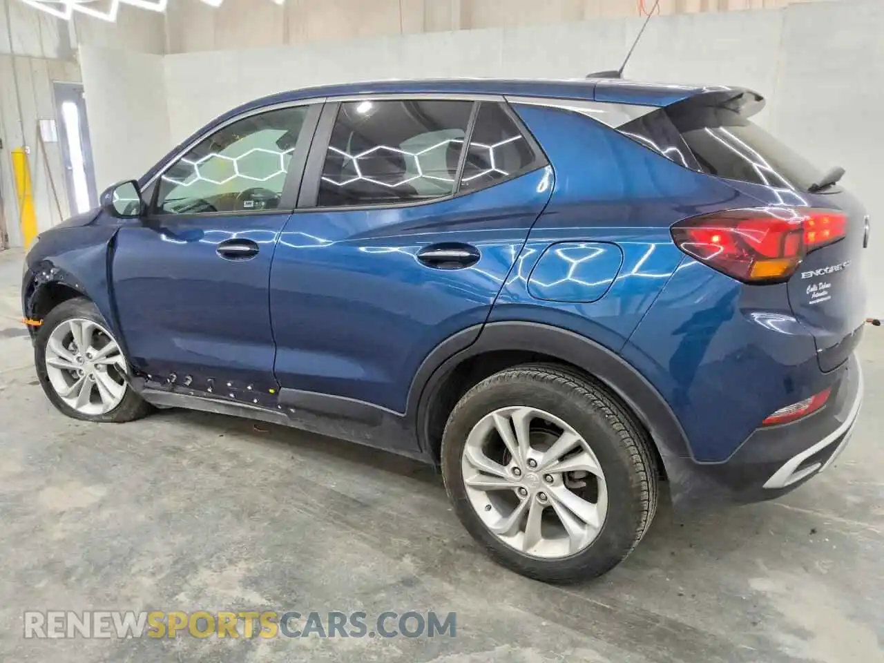 2 fotografías del automóvil dañado KL4MMBS24MB137978 BUICK ENCORE 2021