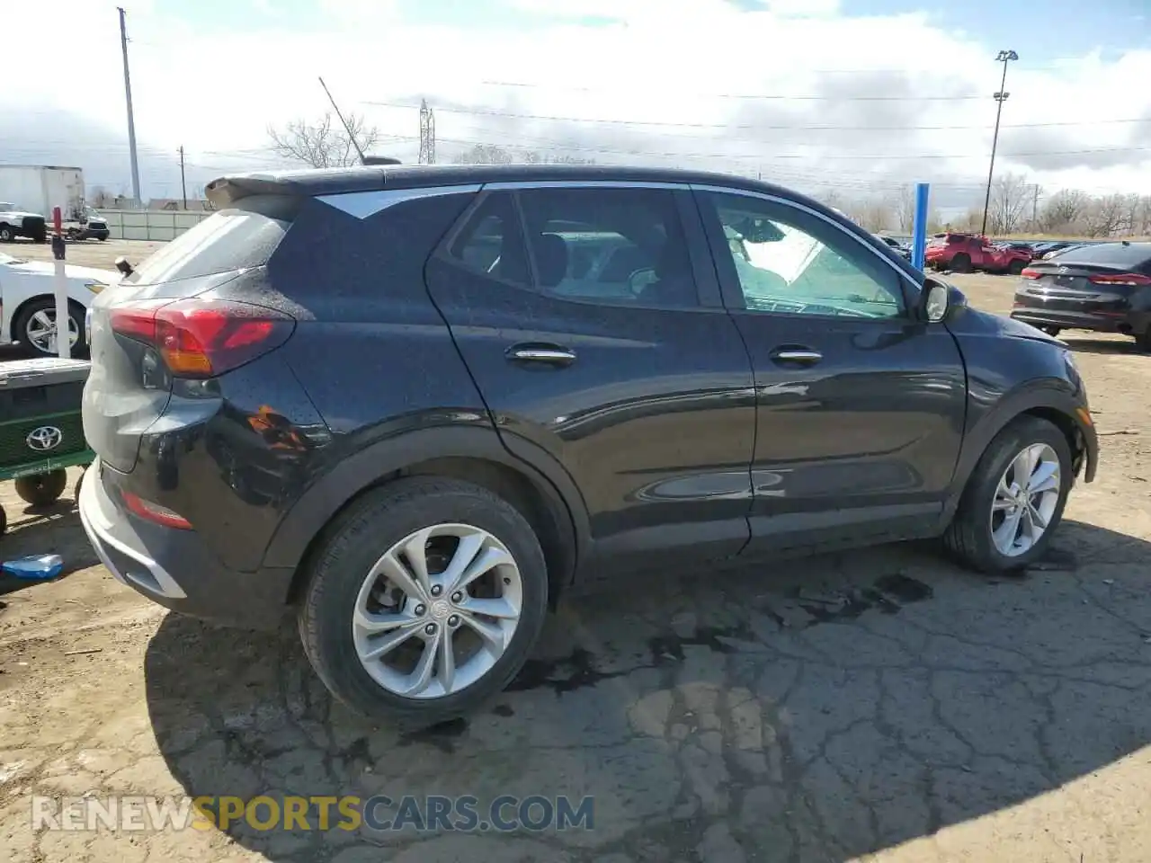 3 Фотография поврежденного автомобиля KL4MMBS27MB113304 BUICK ENCORE 2021