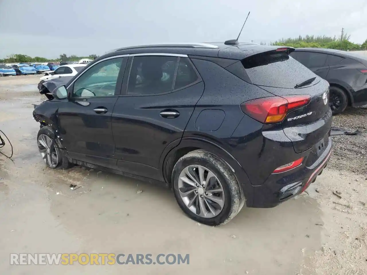 2 Фотография поврежденного автомобиля KL4MMDS23MB047569 BUICK ENCORE 2021