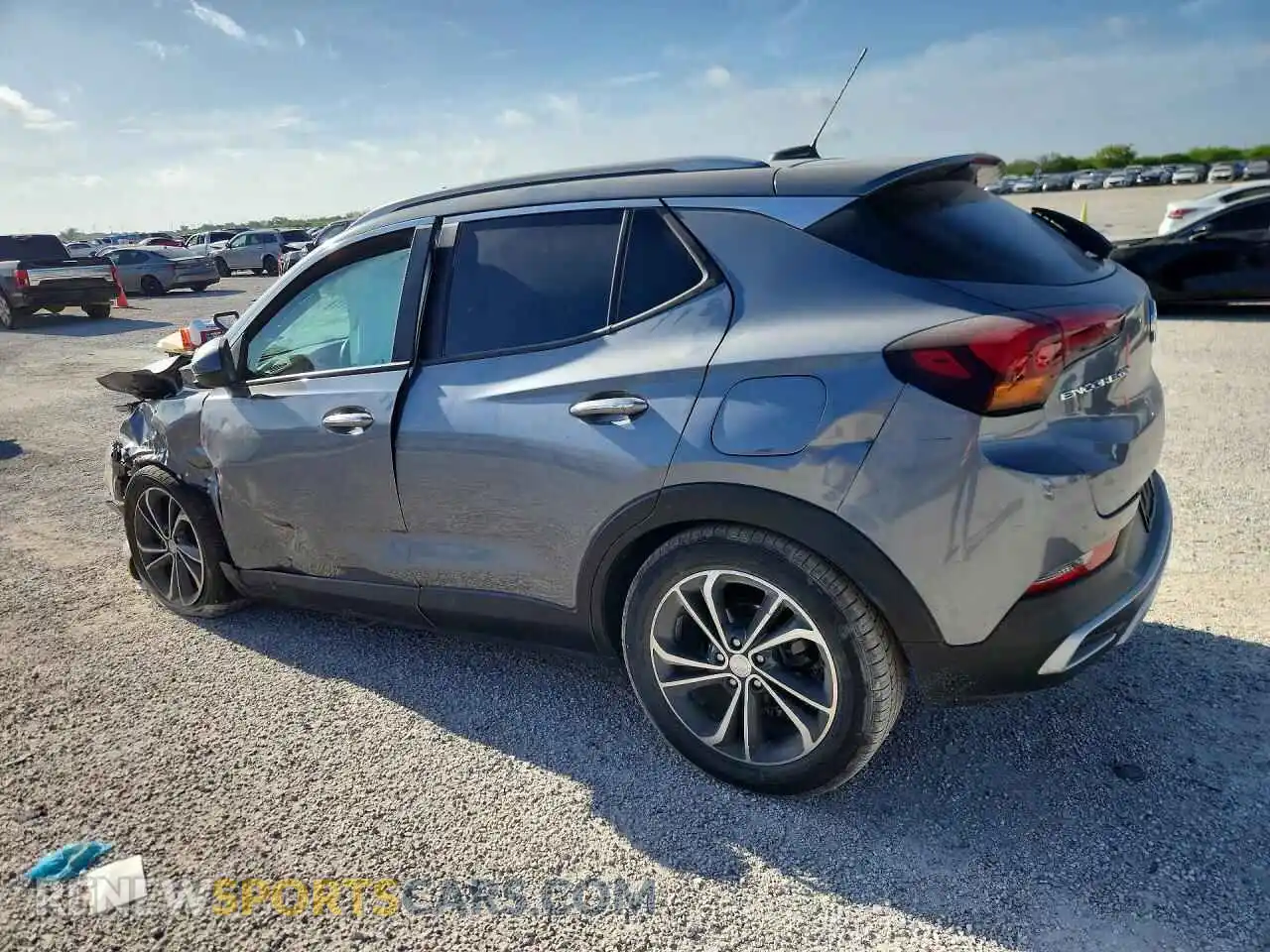 2 fotografías del automóvil dañado KL4MMDS26MB093638 BUICK ENCORE 2021