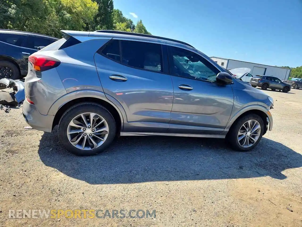 3 fotografías del automóvil dañado KL4MMDS2XMB042143 BUICK ENCORE 2021
