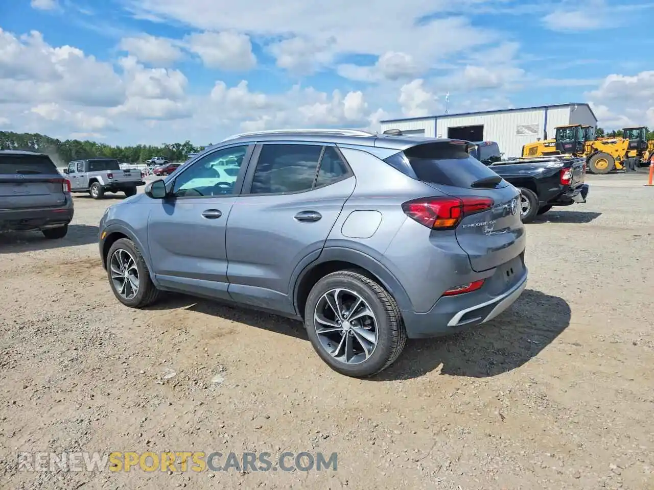 2 fotografías del automóvil dañado KL4MMDS2XMB043230 BUICK ENCORE 2021